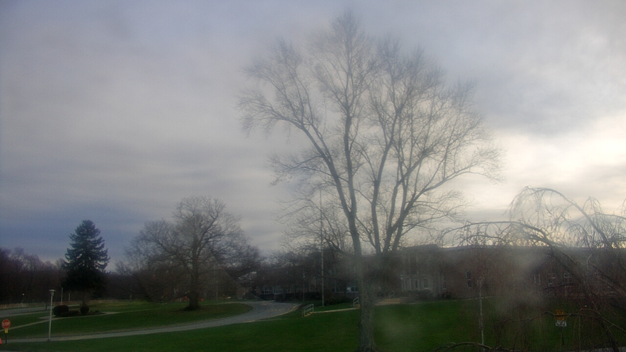 Thumbnail for current weather camera view from Monroe Woodbury Computer Center in Monroe, New York