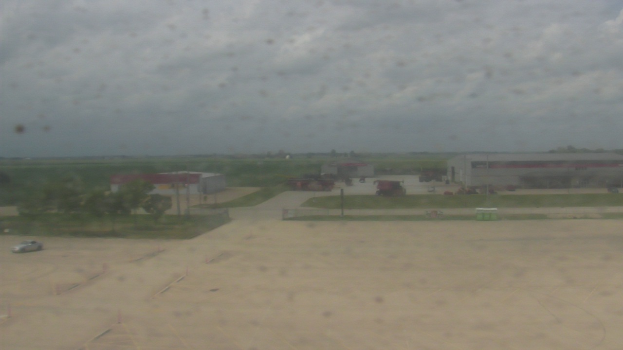 Thumbnail for current weather camera view from Herscher Intermediate School in Herscher, Illinois