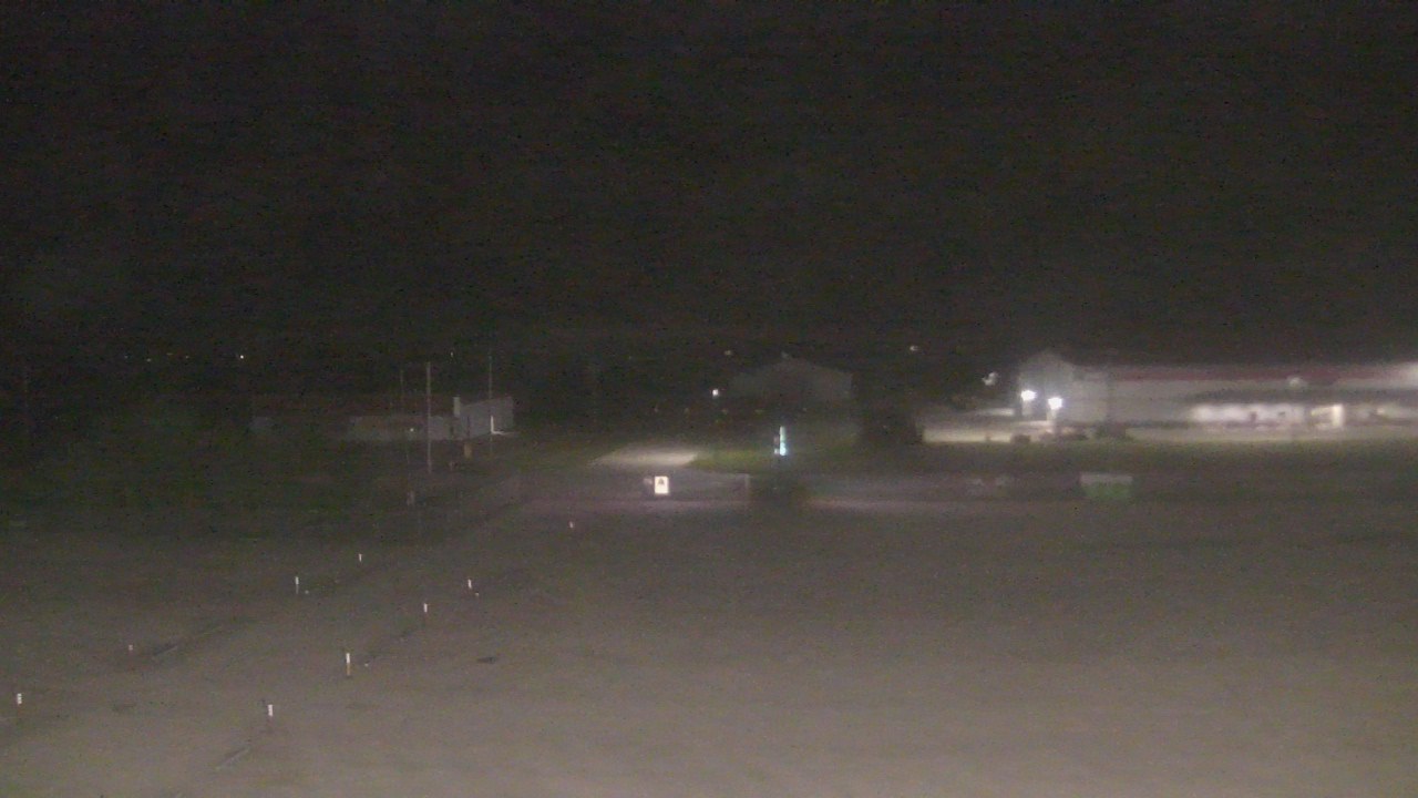 Thumbnail for current weather camera view from Herscher Intermediate School in Herscher, Illinois