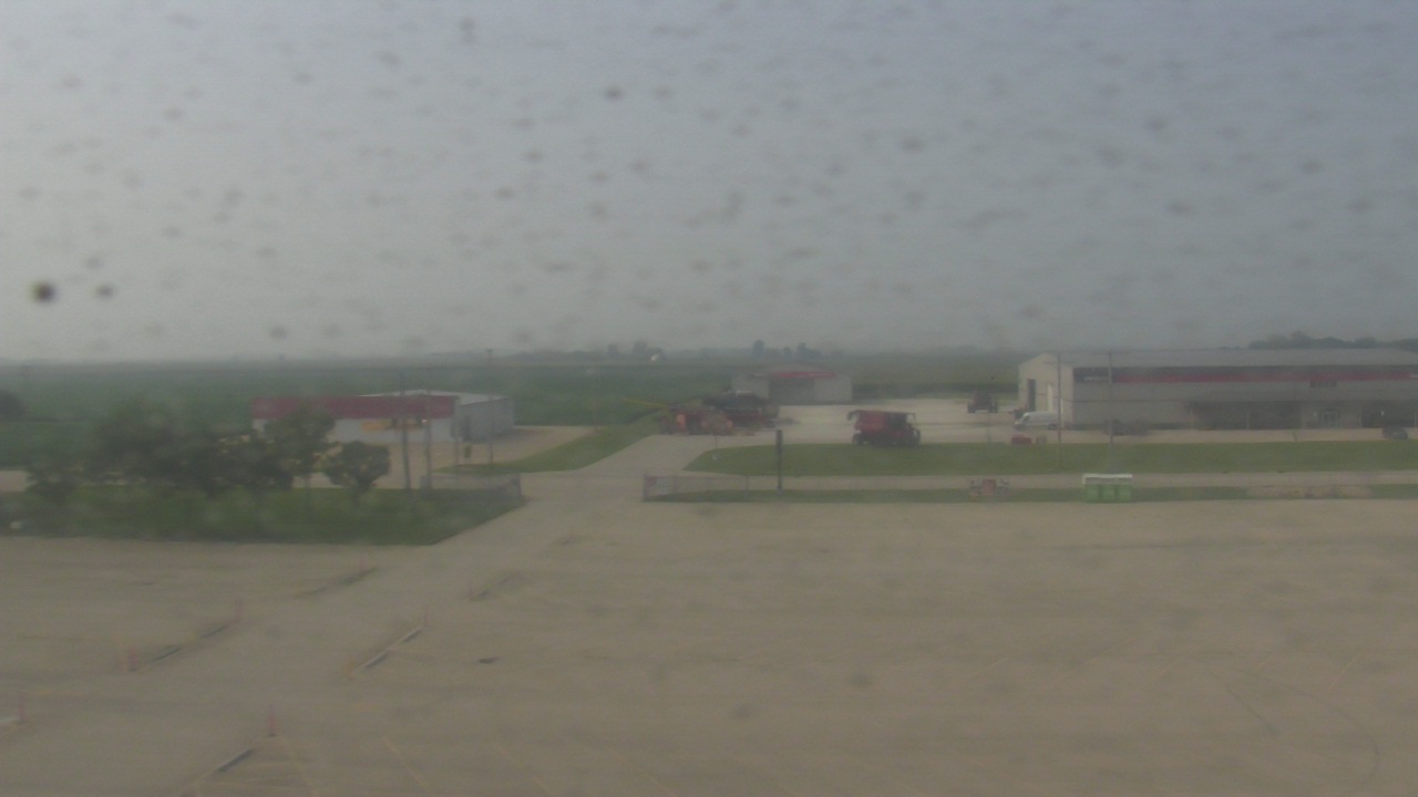 Thumbnail for current weather camera view from Herscher Intermediate School in Herscher, Illinois