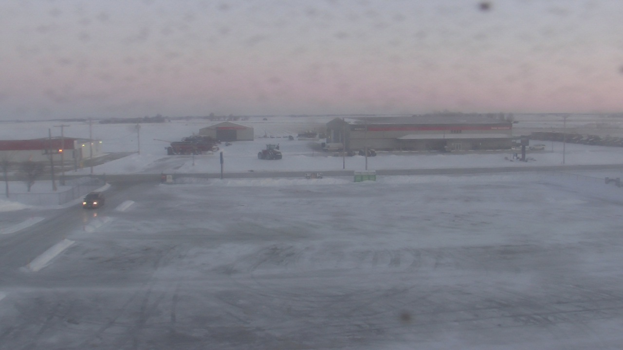 Thumbnail for current weather camera view from Herscher Intermediate School in Herscher, Illinois