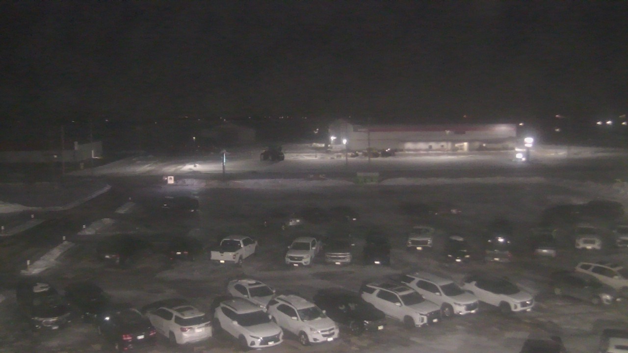 Thumbnail for current weather camera view from Herscher Intermediate School in Herscher, Illinois