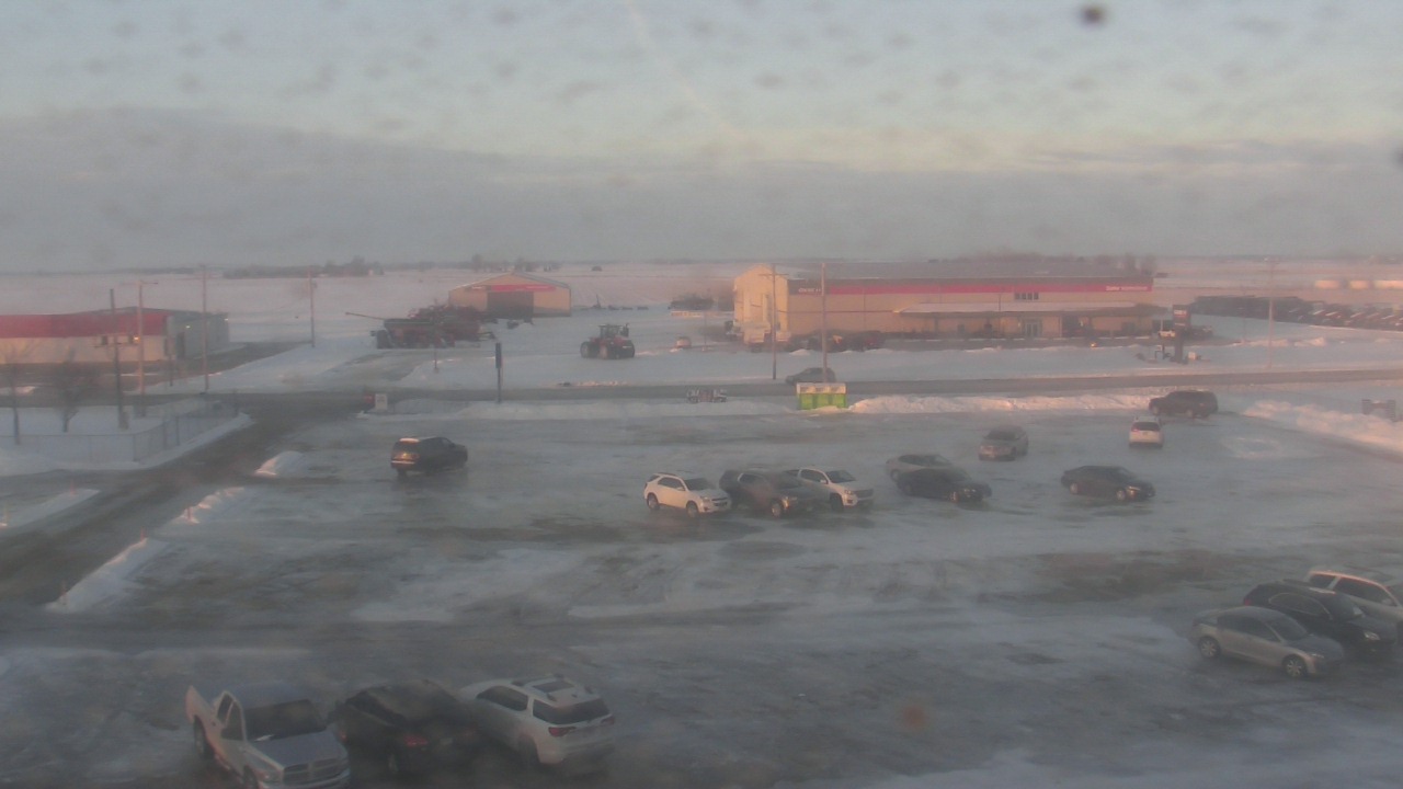 Thumbnail for current weather camera view from Herscher Intermediate School in Herscher, Illinois