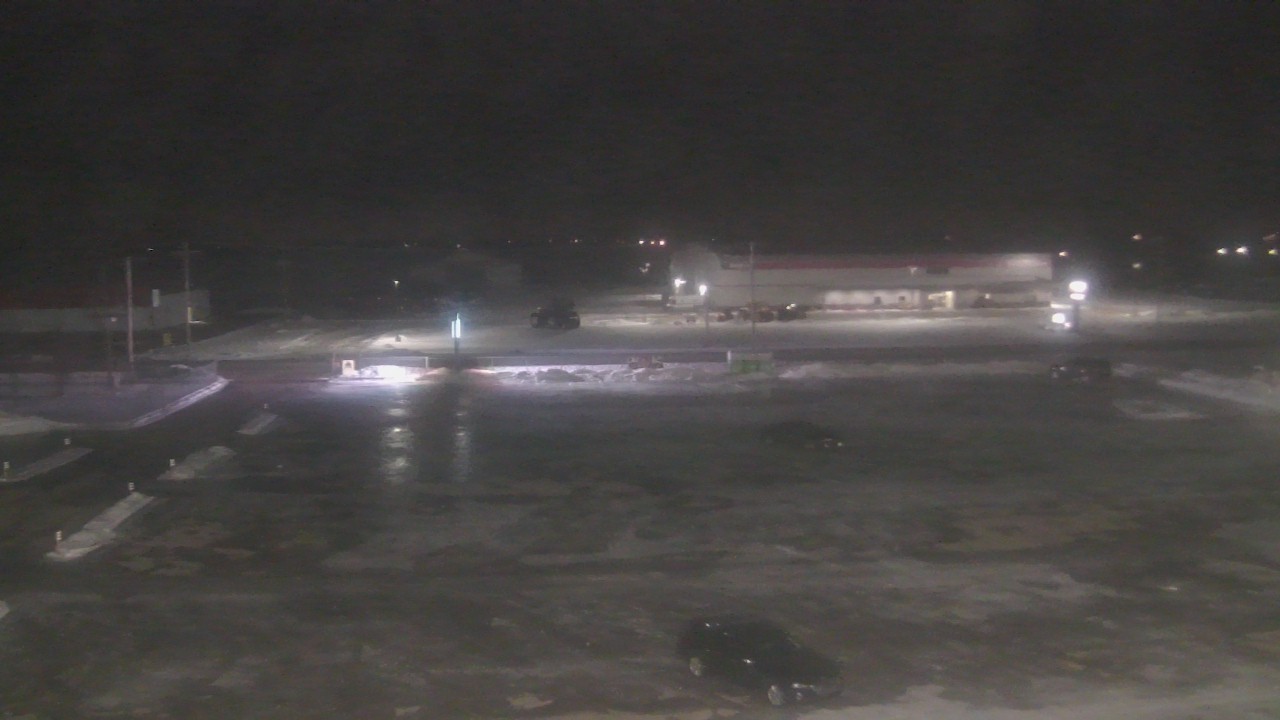 Thumbnail for current weather camera view from Herscher Intermediate School in Herscher, Illinois