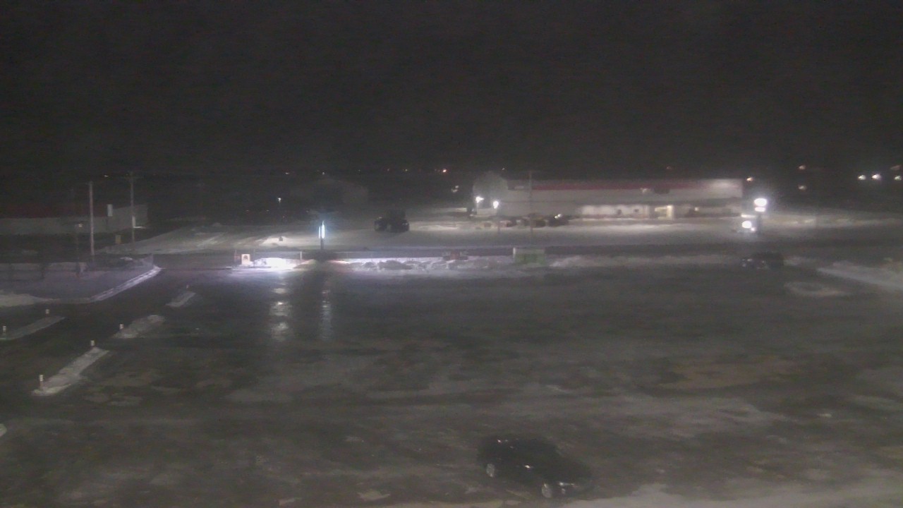 Thumbnail for current weather camera view from Herscher Intermediate School in Herscher, Illinois