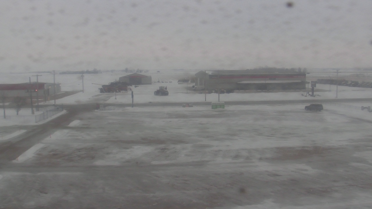 Thumbnail for current weather camera view from Herscher Intermediate School in Herscher, Illinois