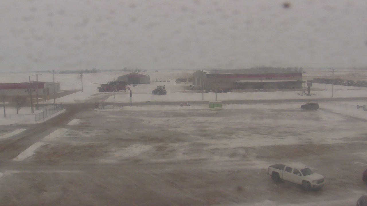 Thumbnail for current weather camera view from Herscher Intermediate School in Herscher, Illinois