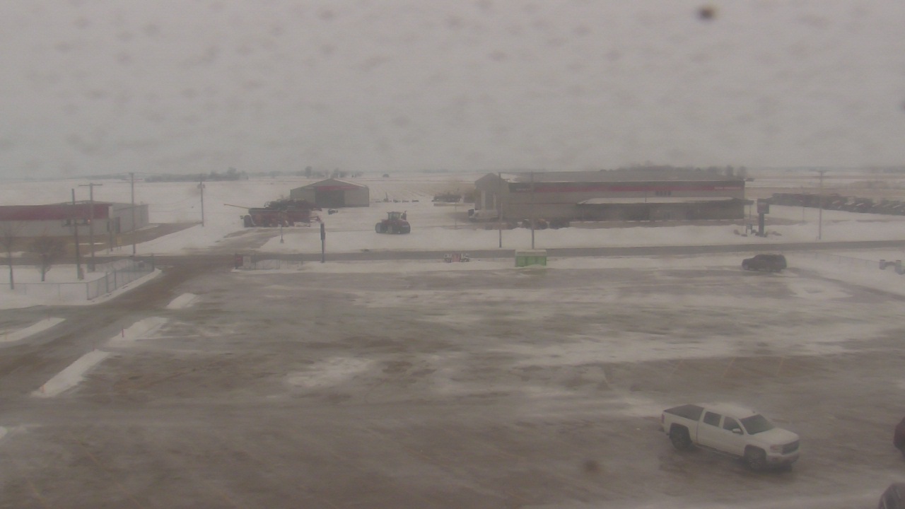 Thumbnail for current weather camera view from Herscher Intermediate School in Herscher, Illinois