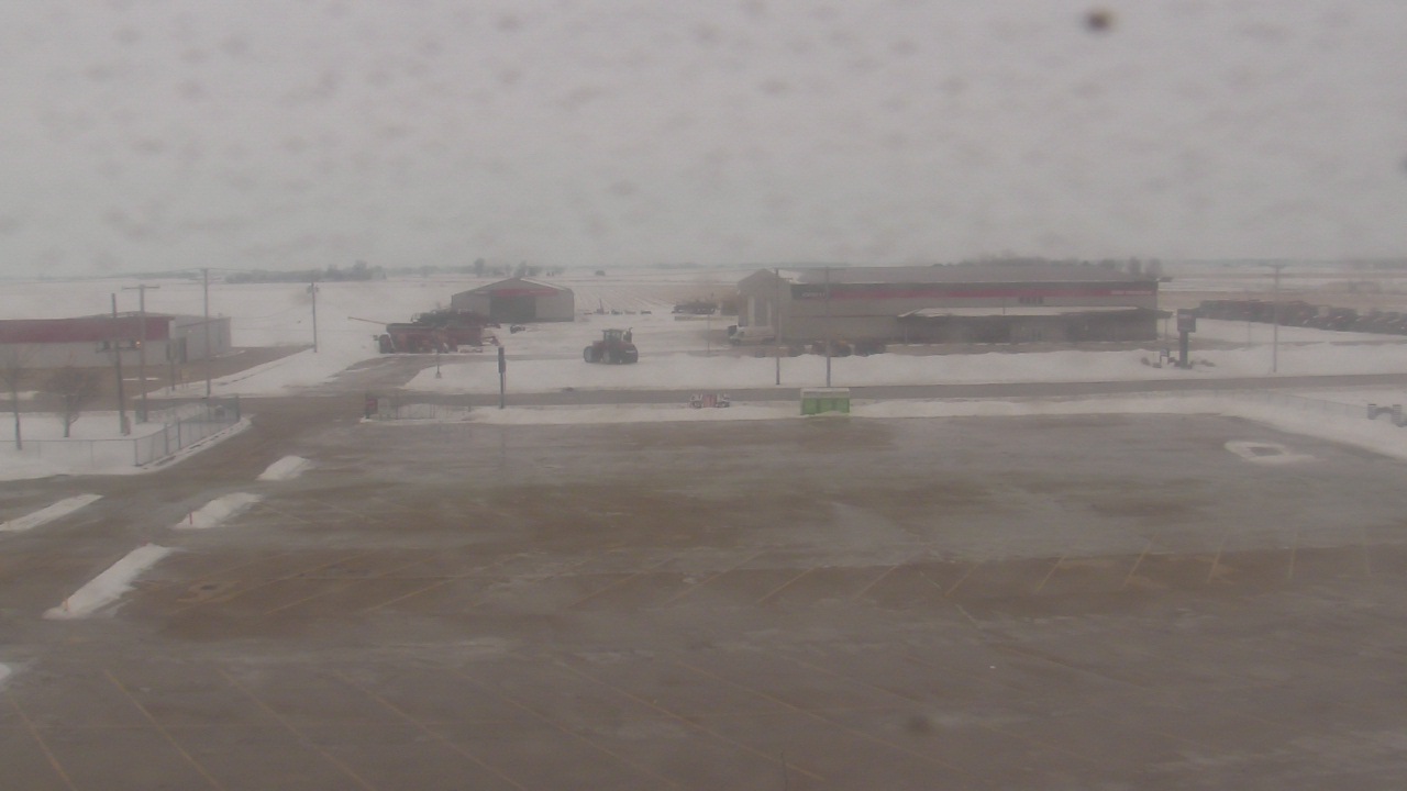 Thumbnail for current weather camera view from Herscher Intermediate School in Herscher, Illinois
