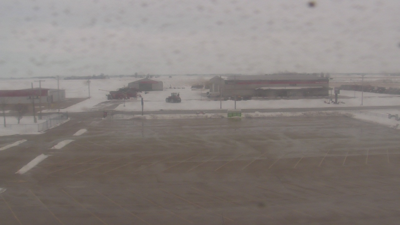 Thumbnail for current weather camera view from Herscher Intermediate School in Herscher, Illinois