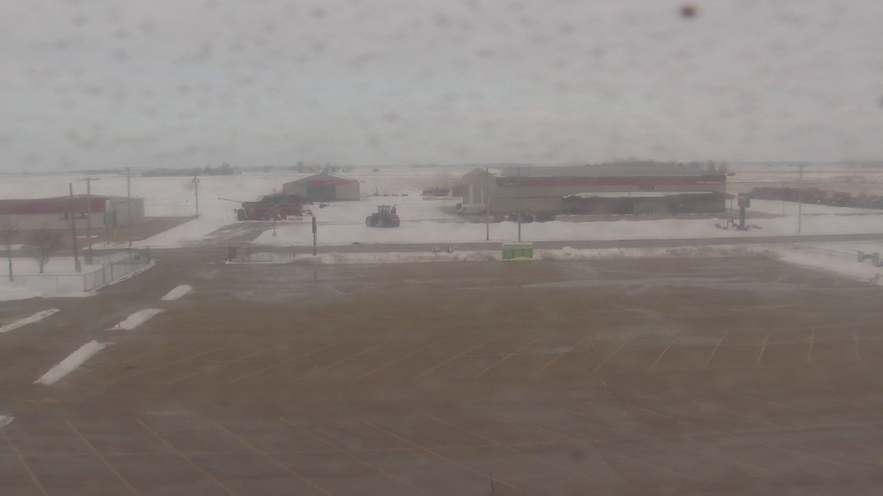 Thumbnail for current weather camera view from Herscher Intermediate School in Herscher, Illinois