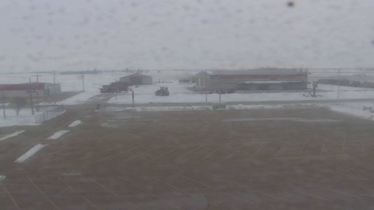 Thumbnail for current weather camera view from Herscher Intermediate School in Herscher, Illinois