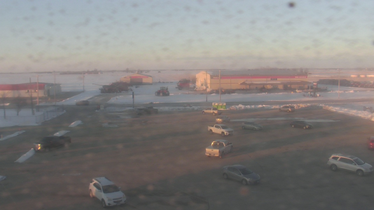 Thumbnail for current weather camera view from Herscher Intermediate School in Herscher, Illinois