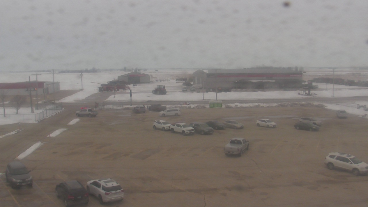 Thumbnail for current weather camera view from Herscher Intermediate School in Herscher, Illinois