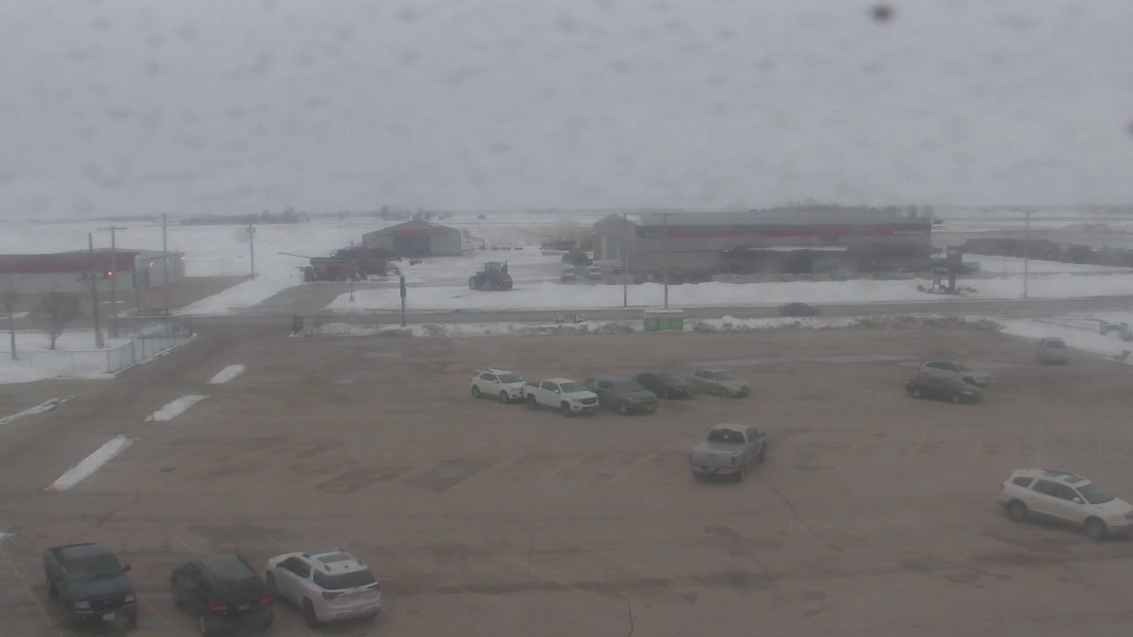 Thumbnail for current weather camera view from Herscher Intermediate School in Herscher, Illinois