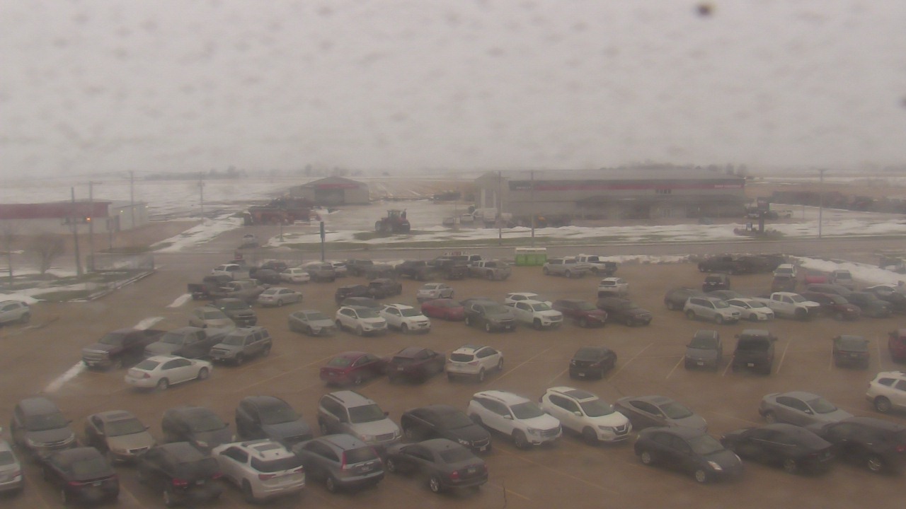 Thumbnail for current weather camera view from Herscher Intermediate School in Herscher, Illinois