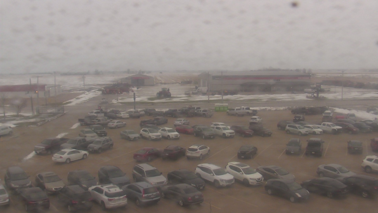 Thumbnail for current weather camera view from Herscher Intermediate School in Herscher, Illinois