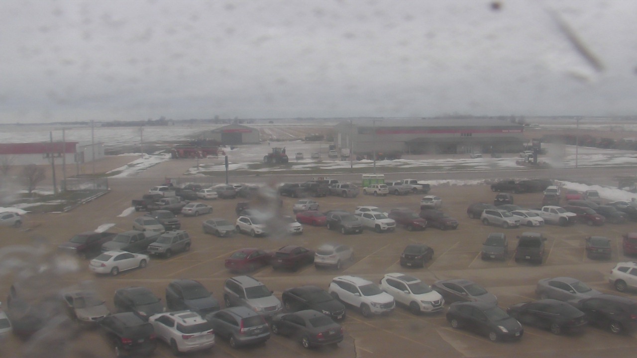 Thumbnail for current weather camera view from Herscher Intermediate School in Herscher, Illinois
