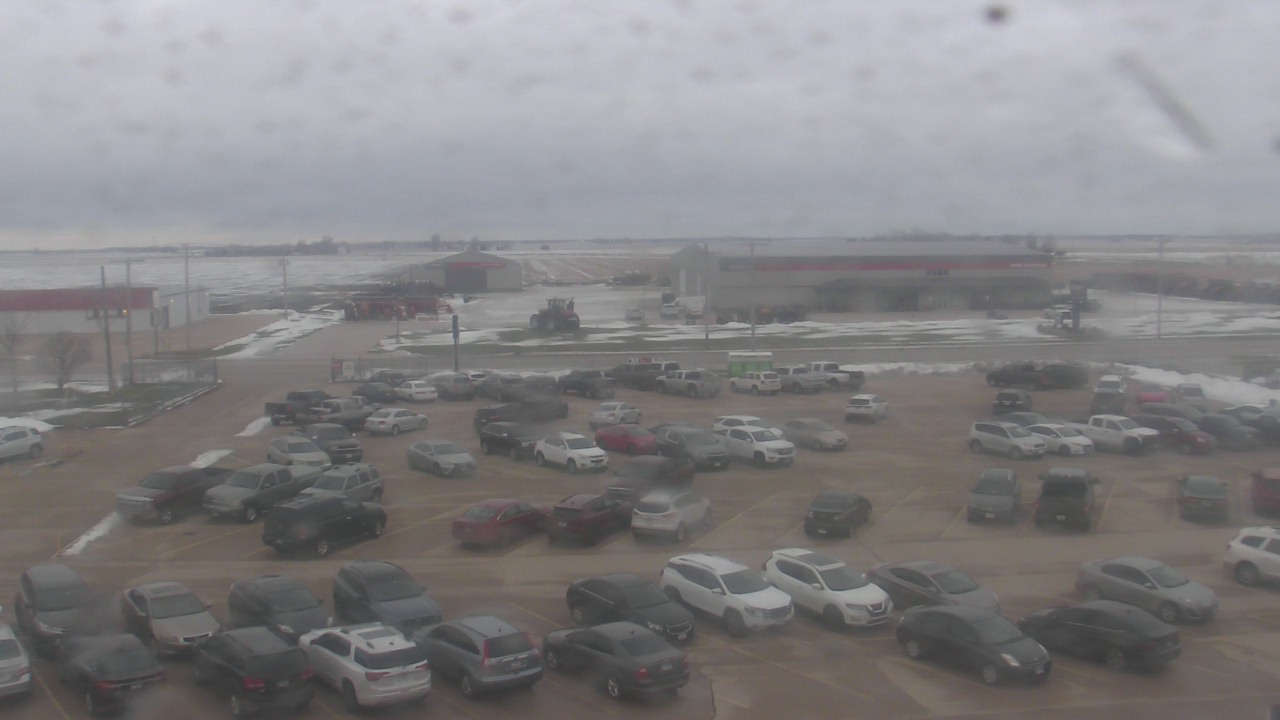 Thumbnail for current weather camera view from Herscher Intermediate School in Herscher, Illinois