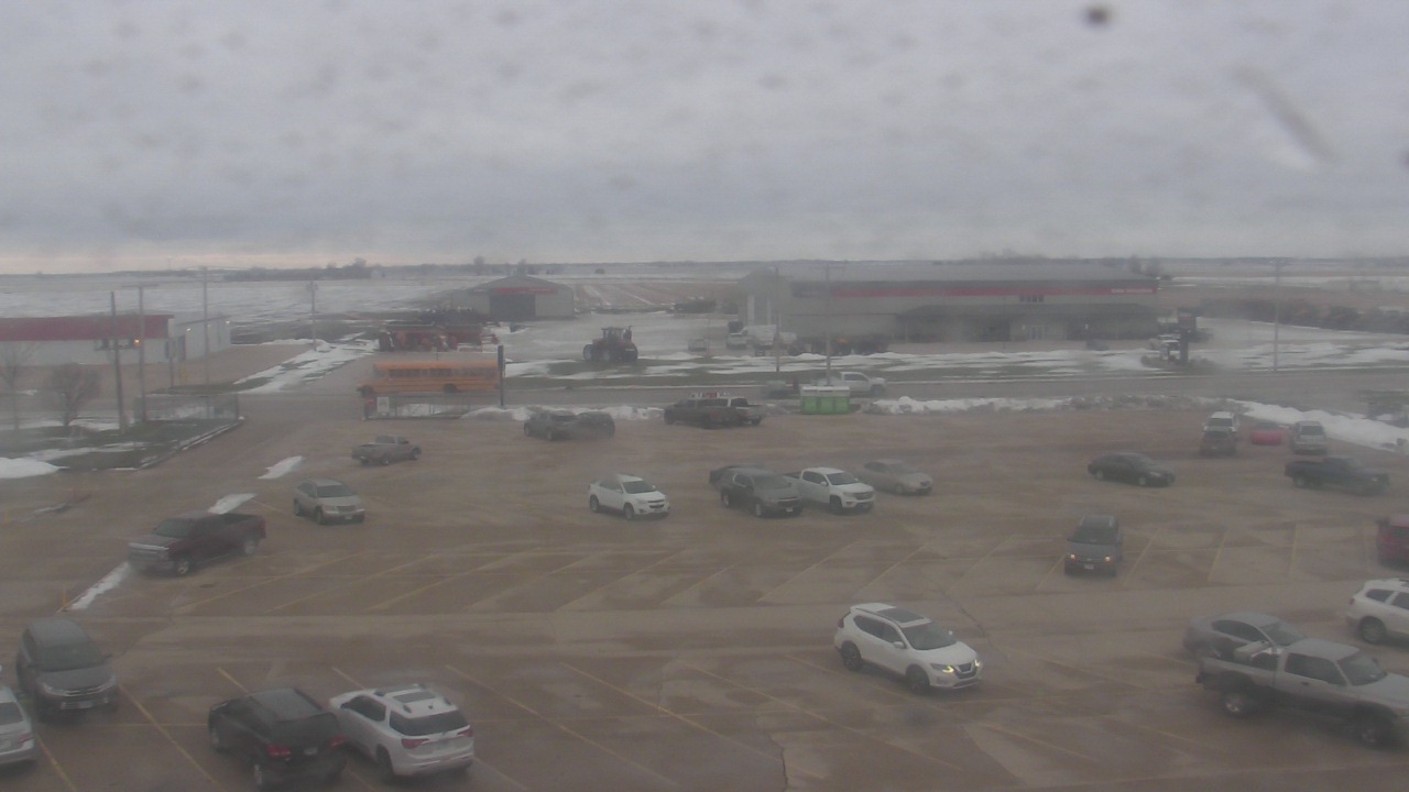 Thumbnail for current weather camera view from Herscher Intermediate School in Herscher, Illinois