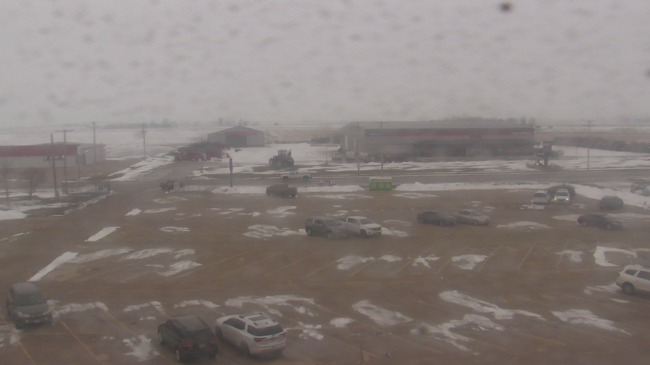 Thumbnail for current weather camera view from Herscher Intermediate School in Herscher, Illinois