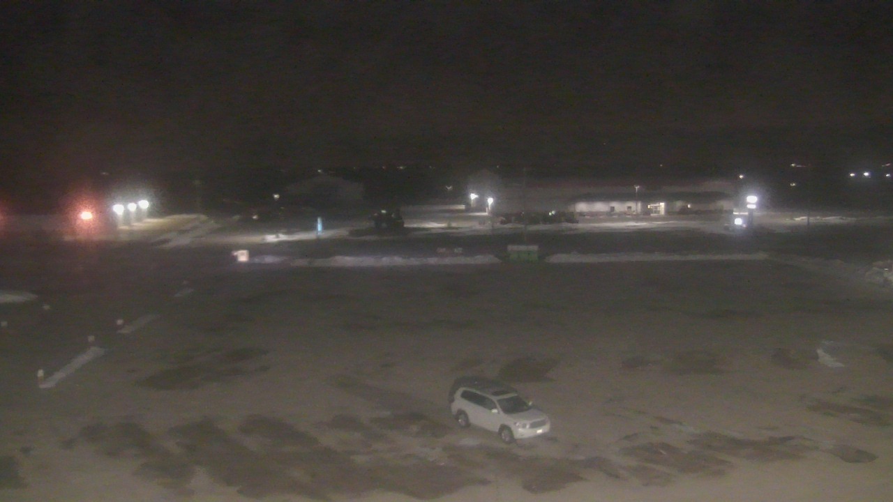 Thumbnail for current weather camera view from Herscher Intermediate School in Herscher, Illinois