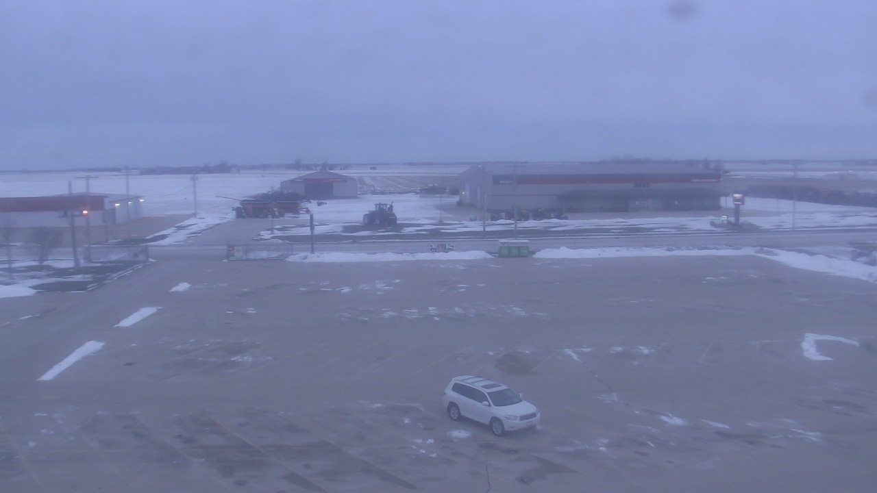 Thumbnail for current weather camera view from Herscher Intermediate School in Herscher, Illinois