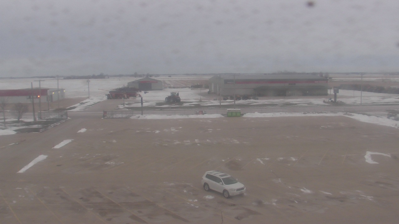 Thumbnail for current weather camera view from Herscher Intermediate School in Herscher, Illinois