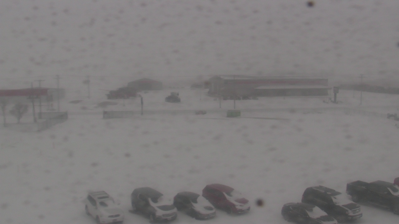 Thumbnail for current weather camera view from Herscher Intermediate School in Herscher, Illinois