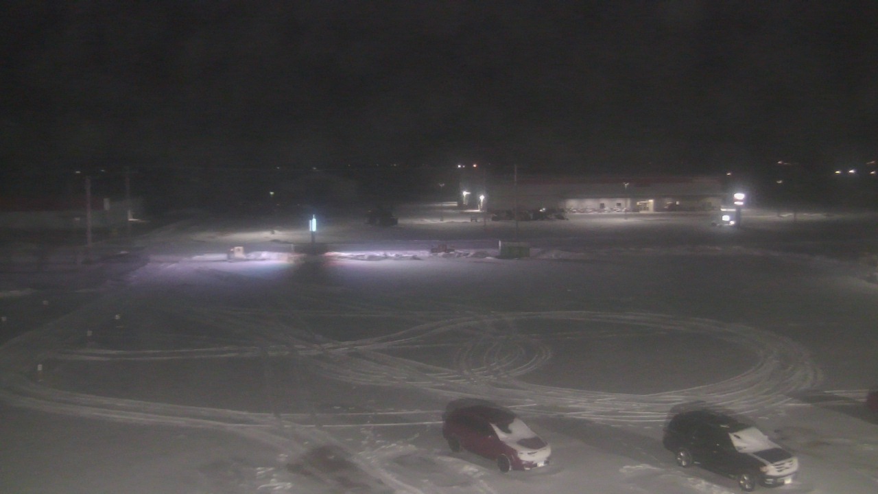 Thumbnail for current weather camera view from Herscher Intermediate School in Herscher, Illinois