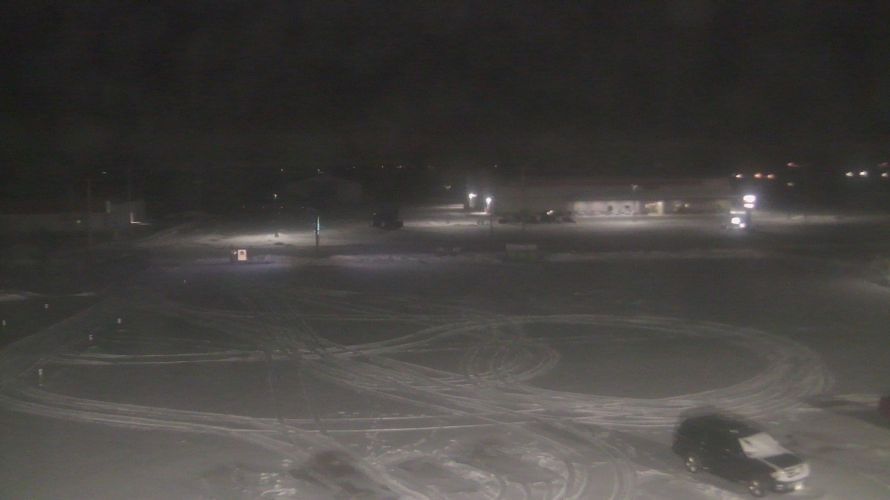 Thumbnail for current weather camera view from Herscher Intermediate School in Herscher, Illinois