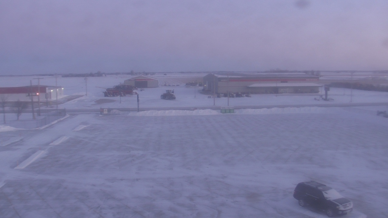 Thumbnail for current weather camera view from Herscher Intermediate School in Herscher, Illinois
