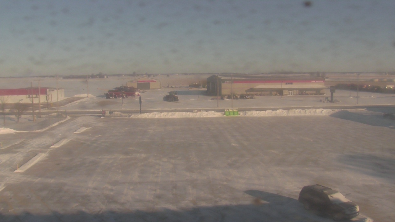 Thumbnail for current weather camera view from Herscher Intermediate School in Herscher, Illinois