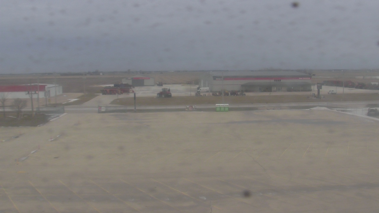 Thumbnail for current weather camera view from Herscher Intermediate School in Herscher, Illinois