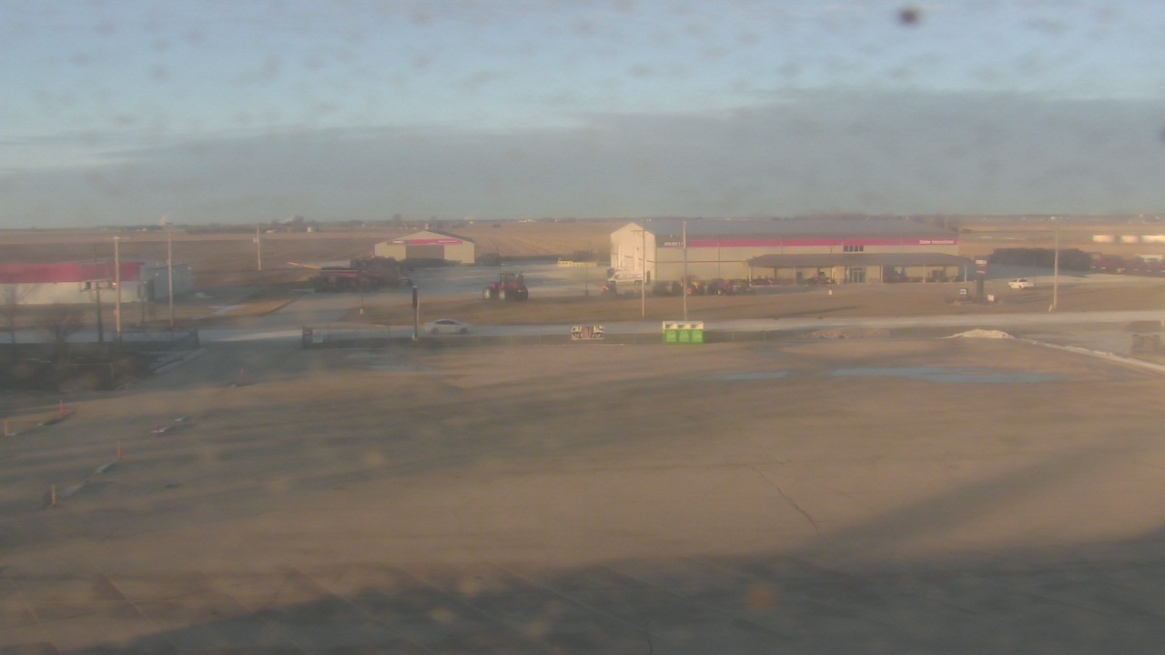 Thumbnail for current weather camera view from Herscher Intermediate School in Herscher, Illinois