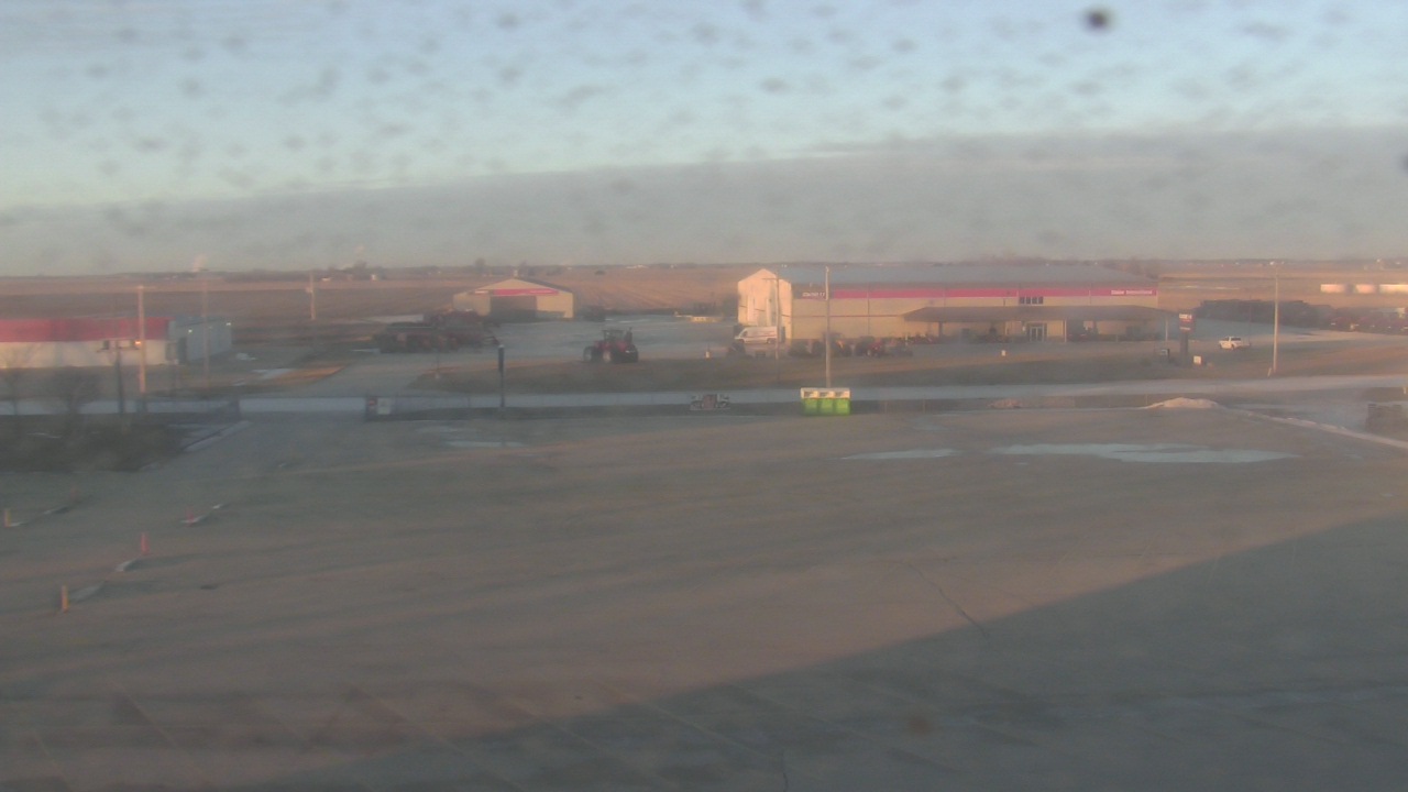 Thumbnail for current weather camera view from Herscher Intermediate School in Herscher, Illinois