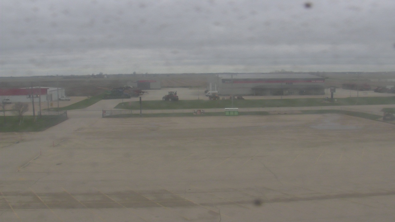 Thumbnail for current weather camera view from Herscher Intermediate School in Herscher, Illinois