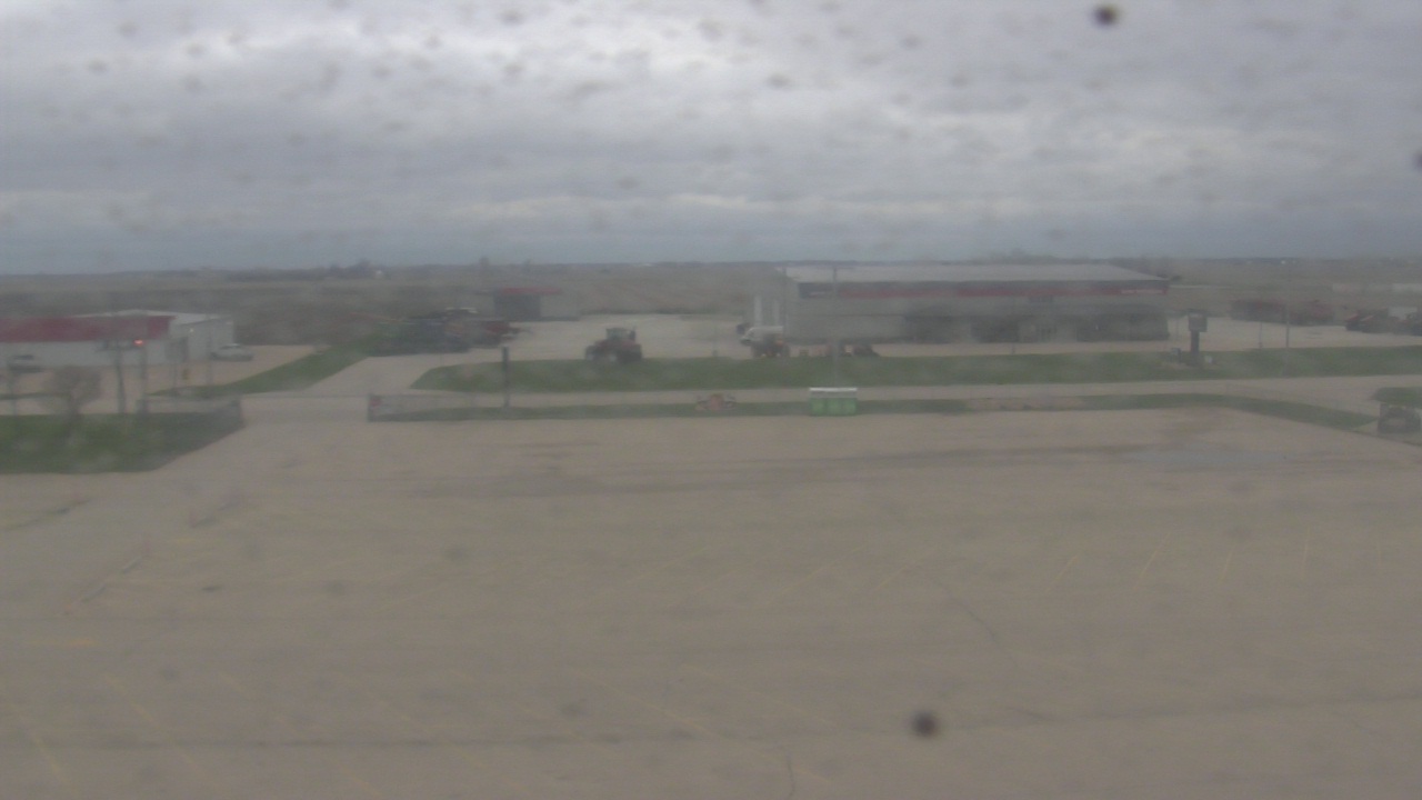Thumbnail for current weather camera view from Herscher Intermediate School in Herscher, Illinois