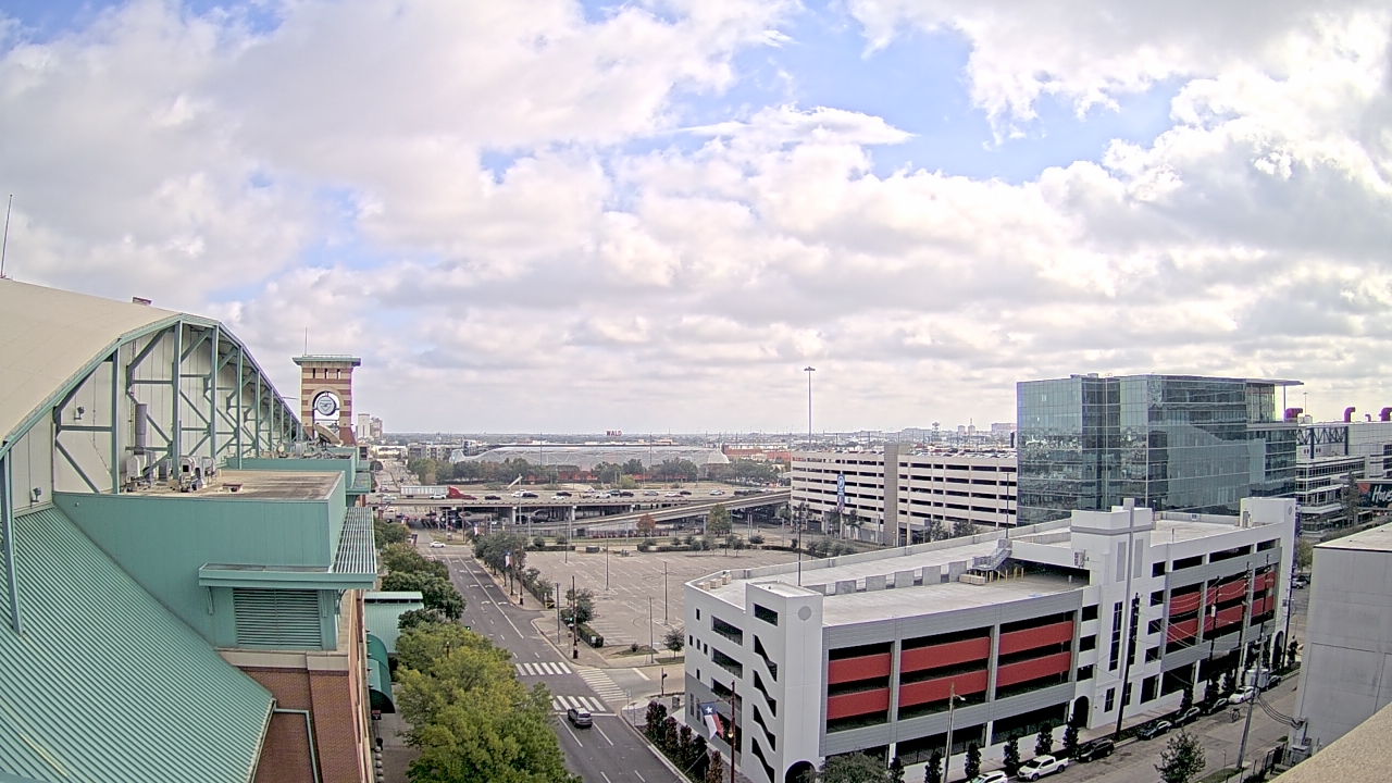 Thumbnail for current weather camera view from Minute Maid Park in Houston, Texas