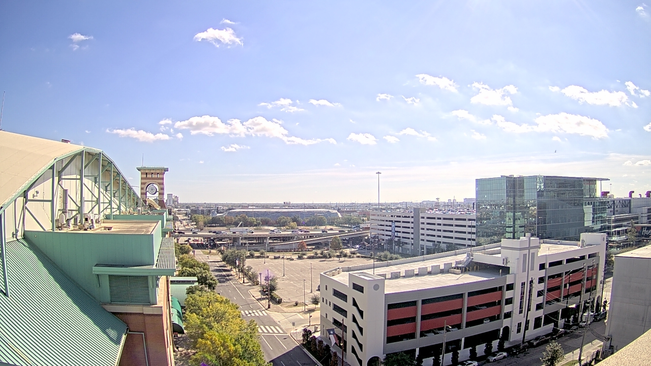 Thumbnail for current weather camera view from Minute Maid Park in Houston, Texas