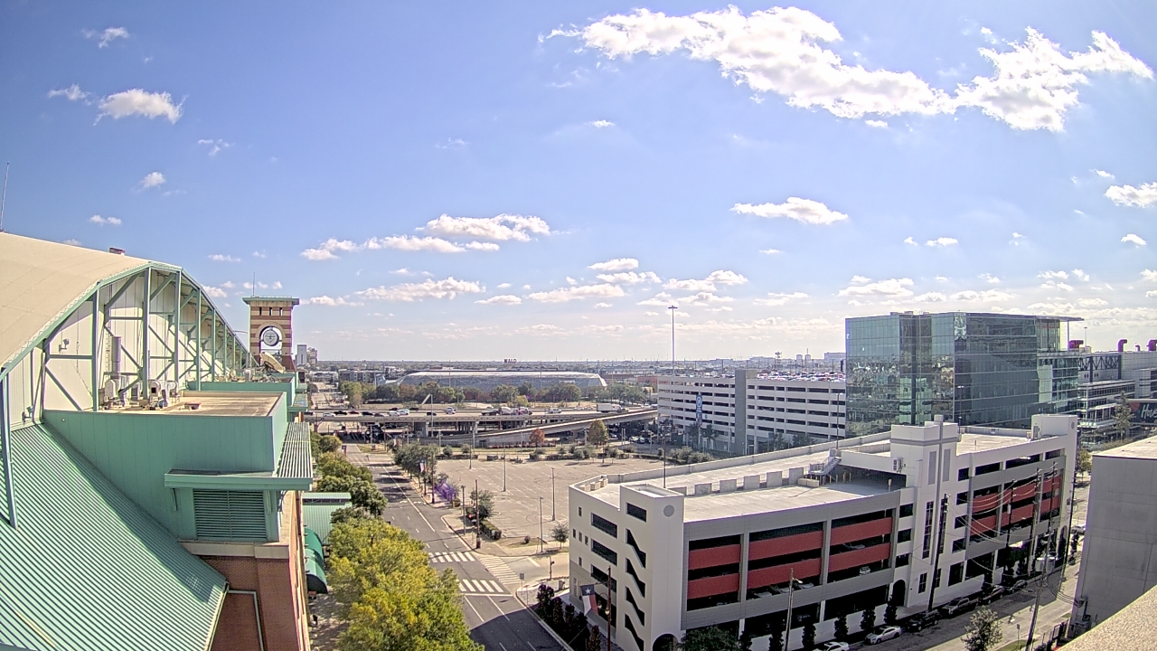 Thumbnail for current weather camera view from Minute Maid Park in Houston, Texas