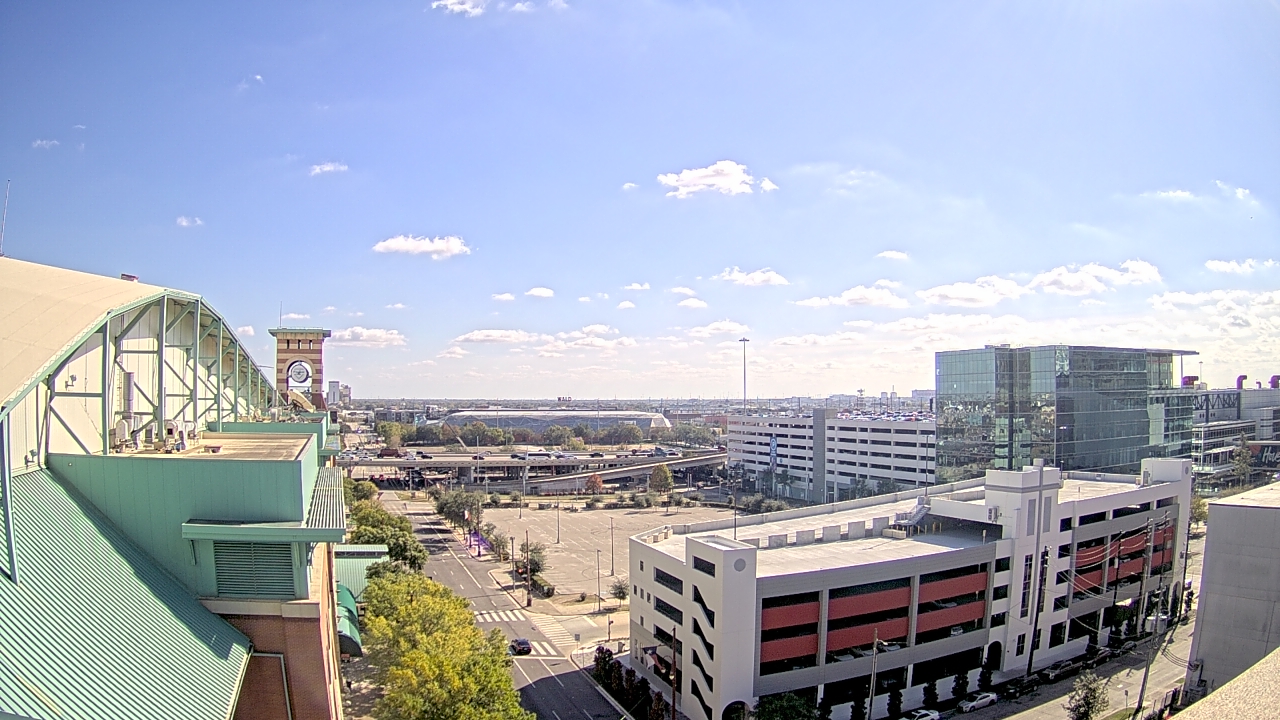 Thumbnail for current weather camera view from Minute Maid Park in Houston, Texas