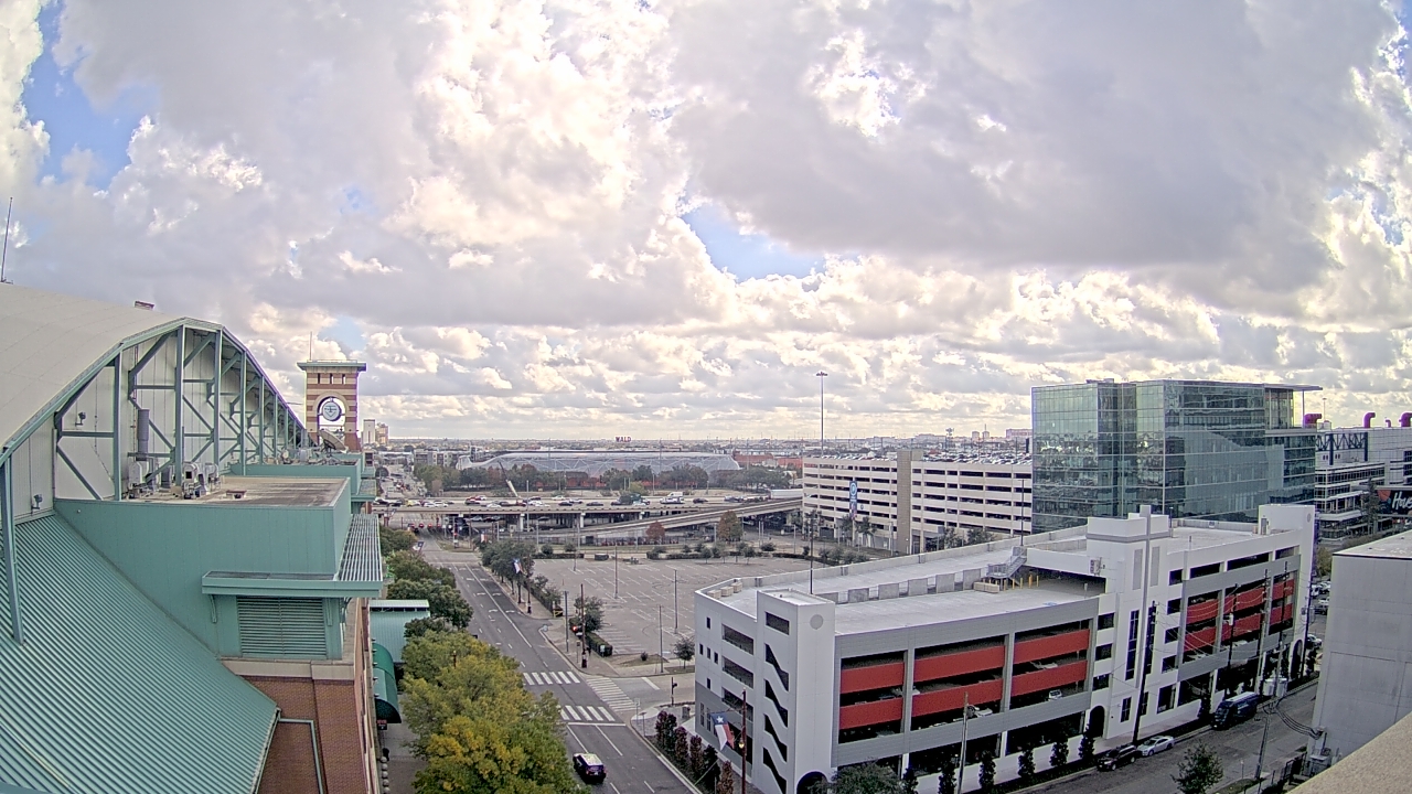 Thumbnail for current weather camera view from Minute Maid Park in Houston, Texas