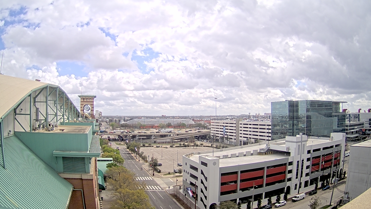 Thumbnail for current weather camera view from Minute Maid Park in Houston, Texas