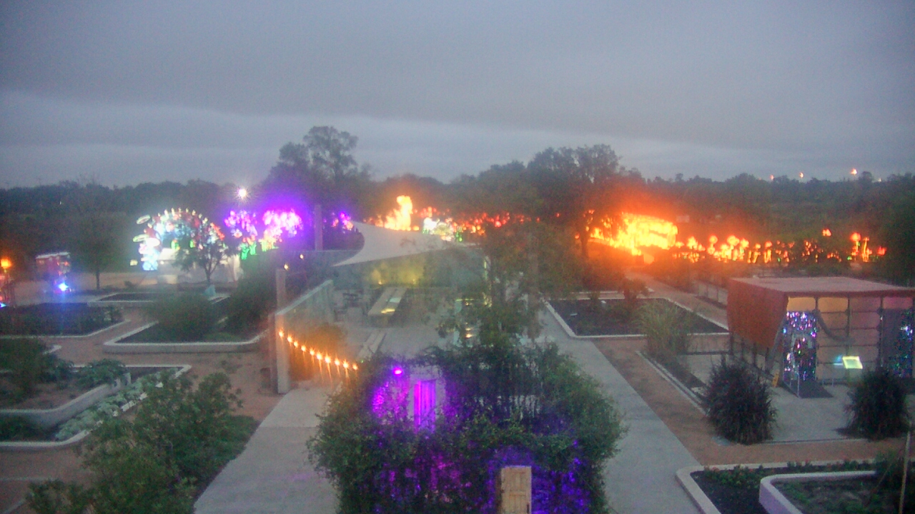 Thumbnail for current weather camera view from Houston Botanic Garden in Houston, Texas