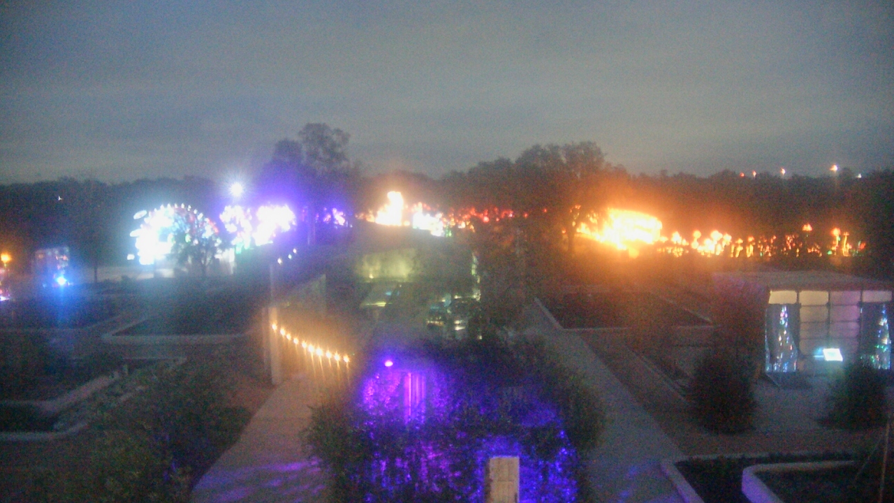 Thumbnail for current weather camera view from Houston Botanic Garden in Houston, Texas