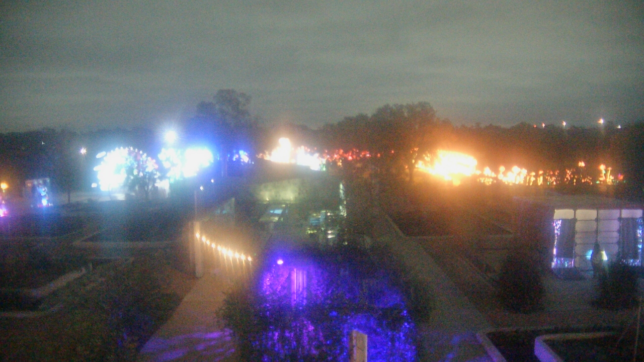 Thumbnail for current weather camera view from Houston Botanic Garden in Houston, Texas