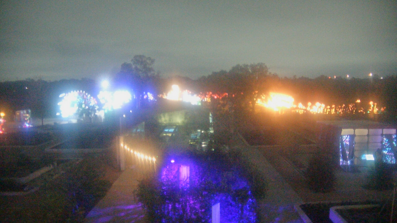 Thumbnail for current weather camera view from Houston Botanic Garden in Houston, Texas
