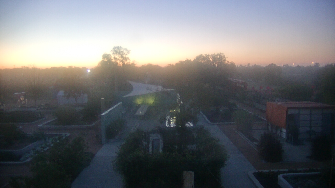 Thumbnail for current weather camera view from Houston Botanic Garden in Houston, Texas