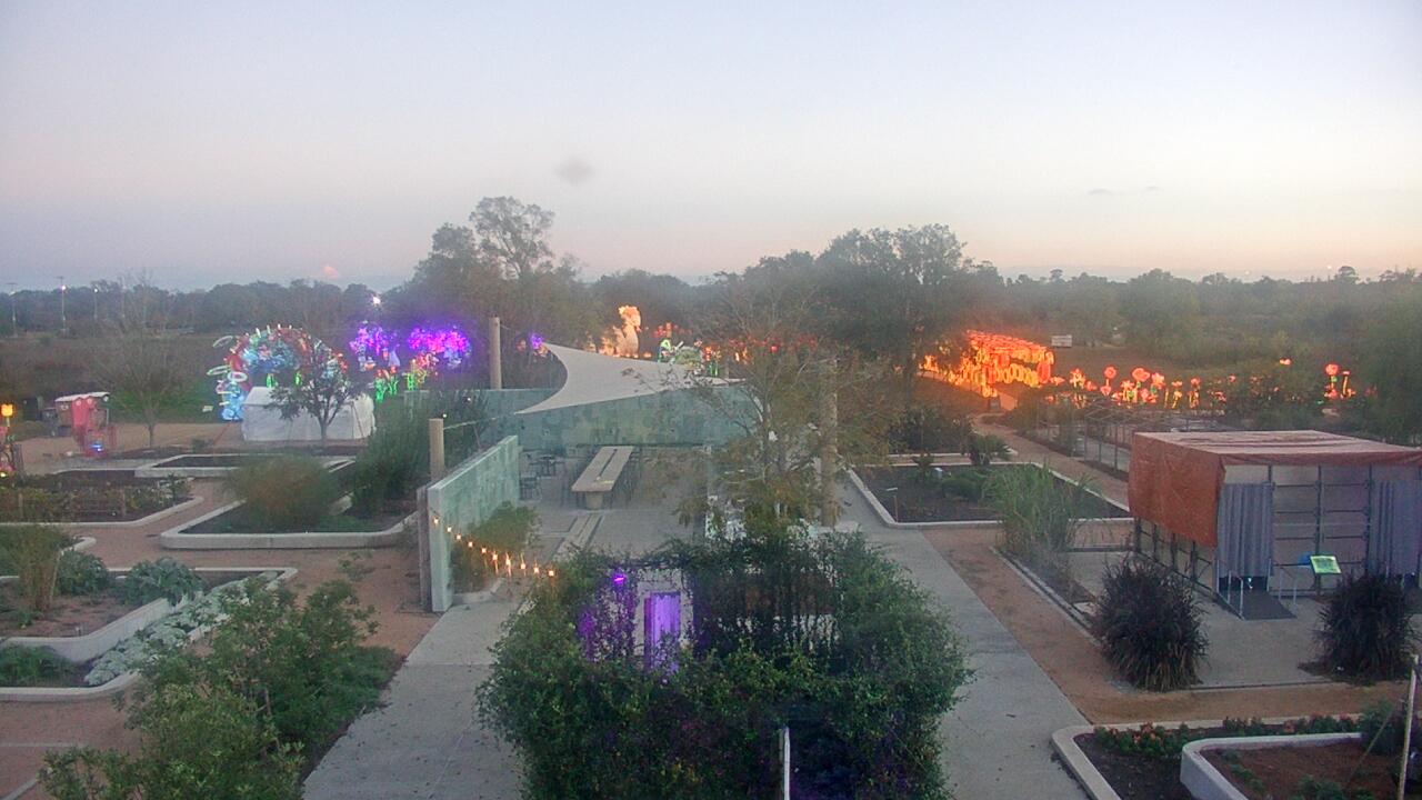 Thumbnail for current weather camera view from Houston Botanic Garden in Houston, Texas